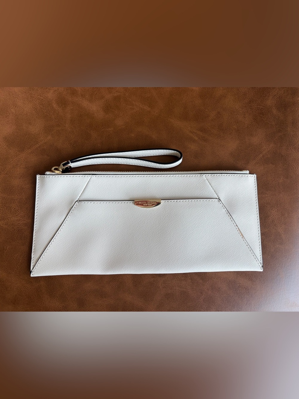 Henri Bendel West 57th Travel Pouch Wristlet — White/Chalk